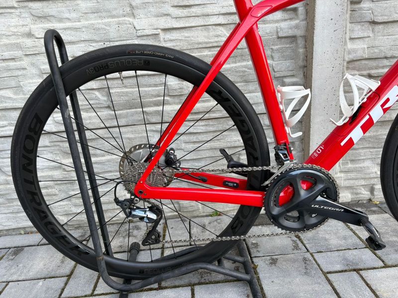 Trek Domane sl6 - karbonová kola bontrager 