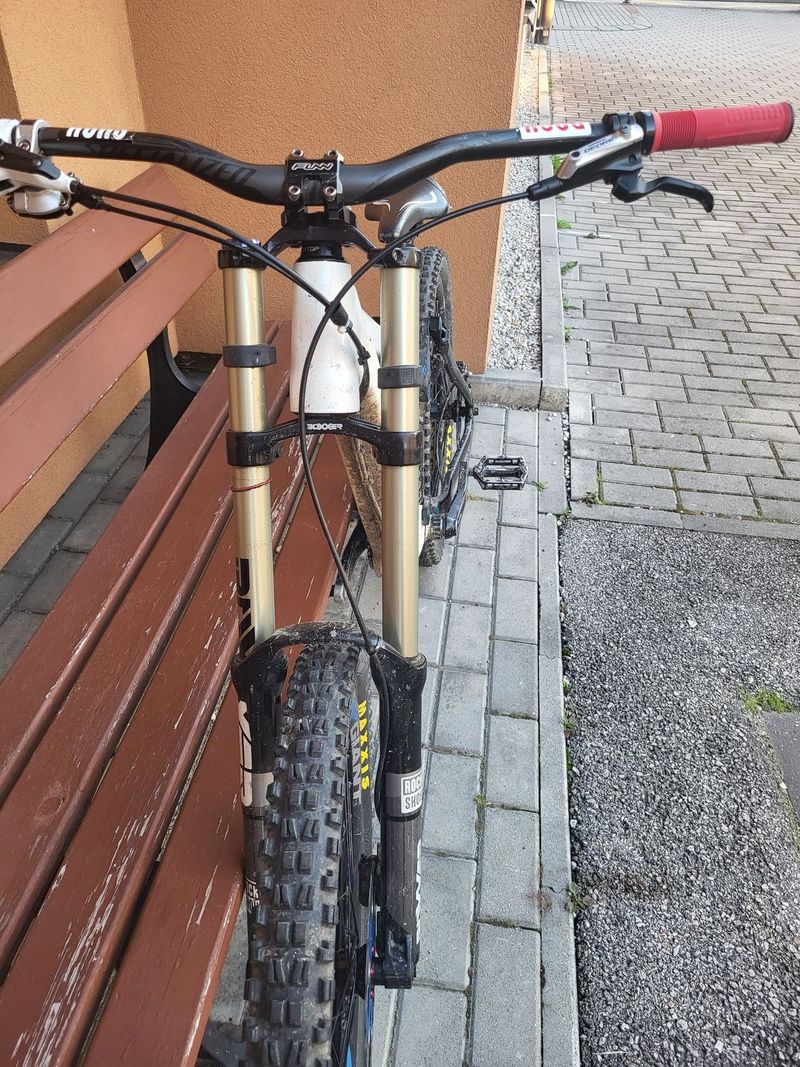 Prodám Giant Glory 2014 – dobrý stav