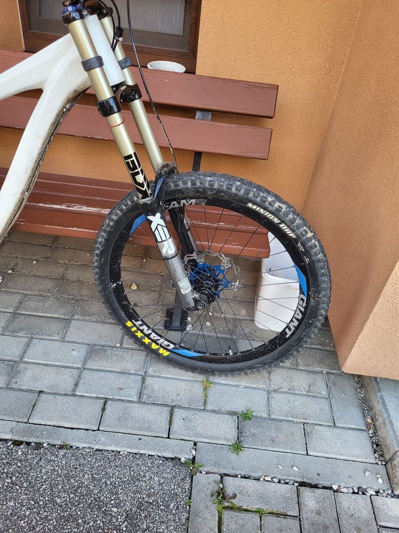 Prodám Giant Glory 2014 – dobrý stav