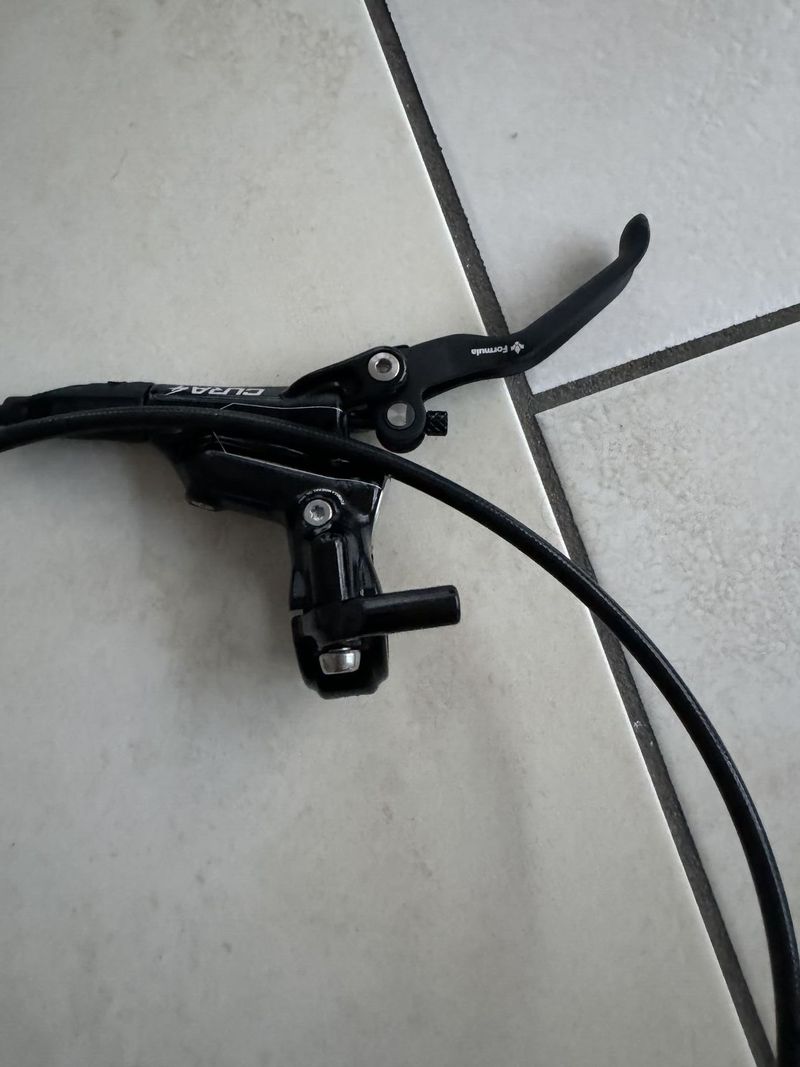 Brzdy Formula Cura4