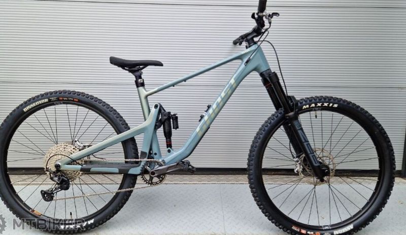 Nový GHOST Riot AM CF Pro 29