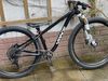 Vpace max26, dětské kolo od 130cm, Fox 32 Factory, Sram GX