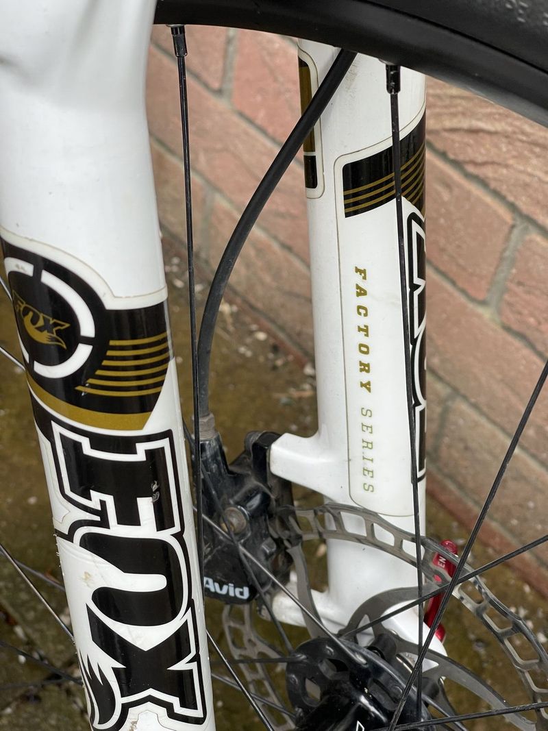 Vpace max26, dětské kolo od 130cm, Fox 32 Factory, Sram GX