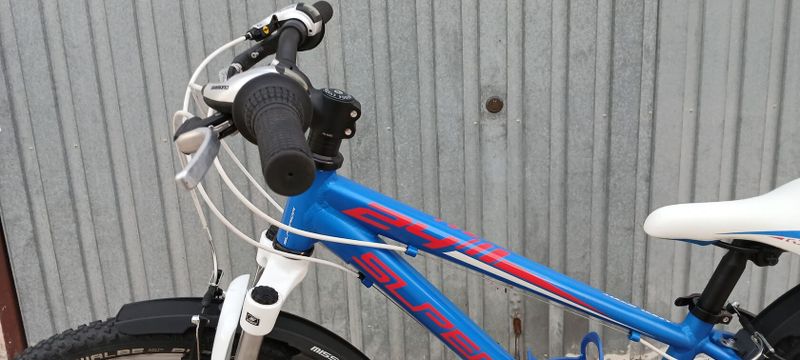 Superior Racer 24"