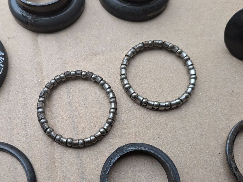 1 1/8" hlavové složení Tioga Alchemy
