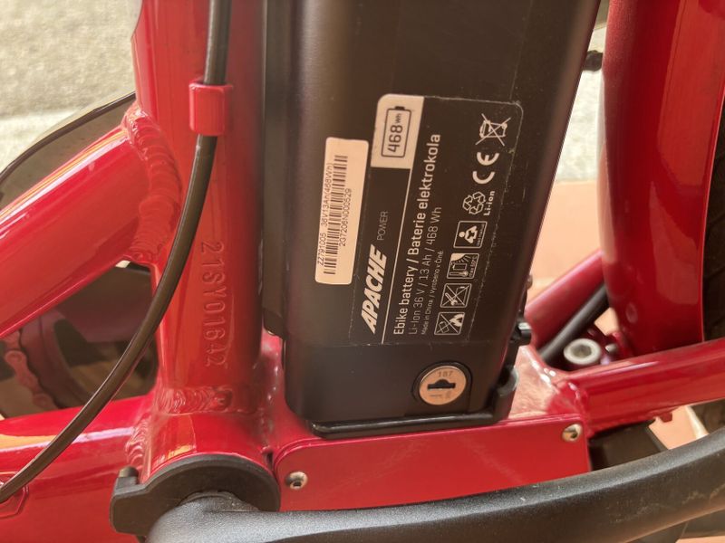 ELEKTROKOLO APACHE TANKA - městské - zadní motor, baterie 13 Ah - ZÁNOVNÍ