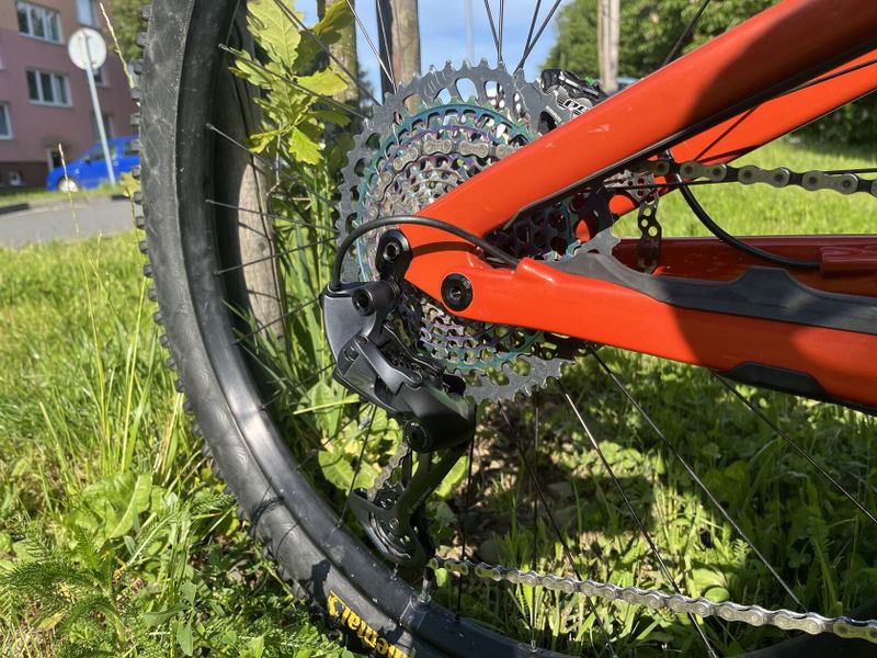 Specialized enduro “L”