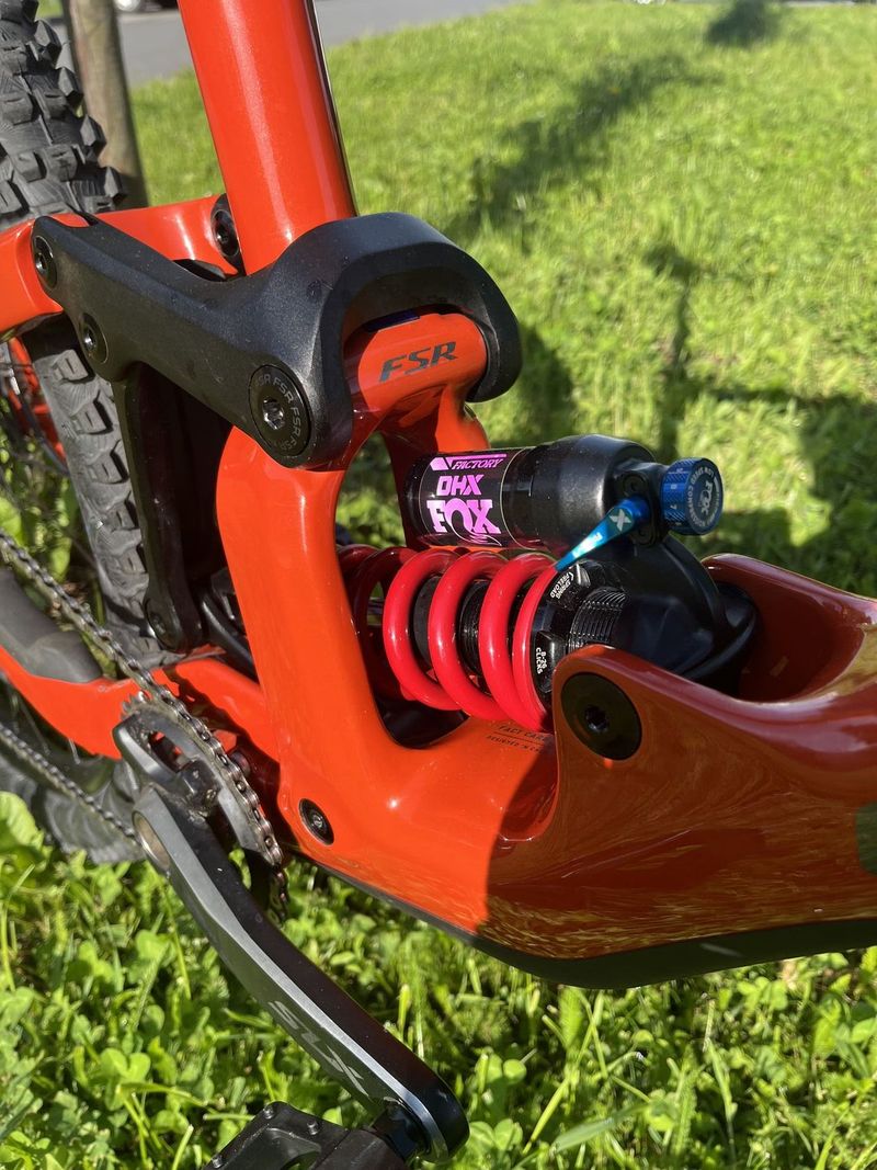Specialized enduro “L”