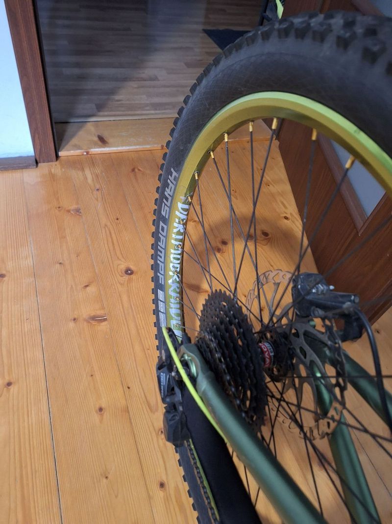 Santa Cruz NOMAD M 2009