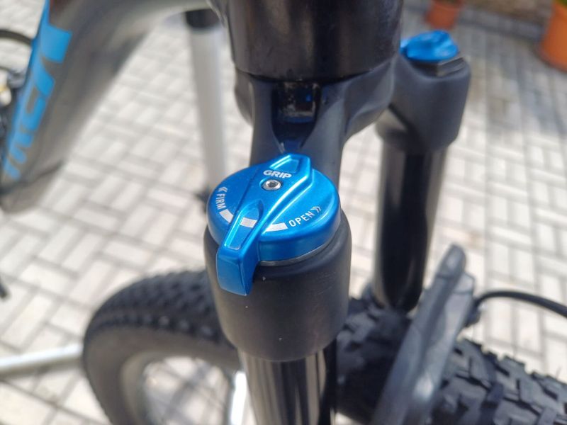 Prodám MTB Trek Top Fuel 8 vybavení XT