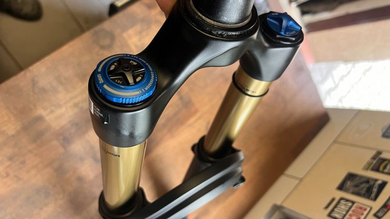 FOX 38 FLOAT Factory Grip2 29" Black - 160mm
