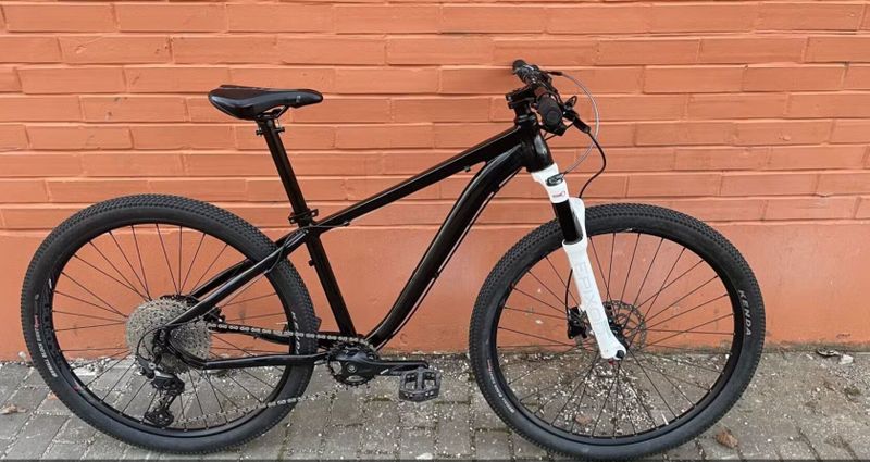 Horské kolo 27,5, 12T, Suntour Epixon, váha 11,9 kg