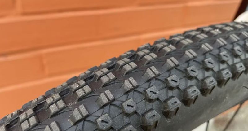 Horské kolo 27,5, 12T, Suntour Epixon, váha 11,9 kg