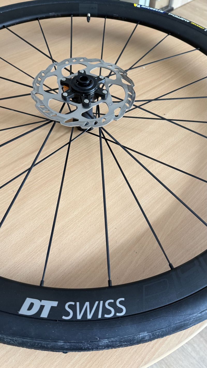 REZERVACE DT Swiss P1800 včetně Michelin POWER Road a kotoučů Shimano RT70