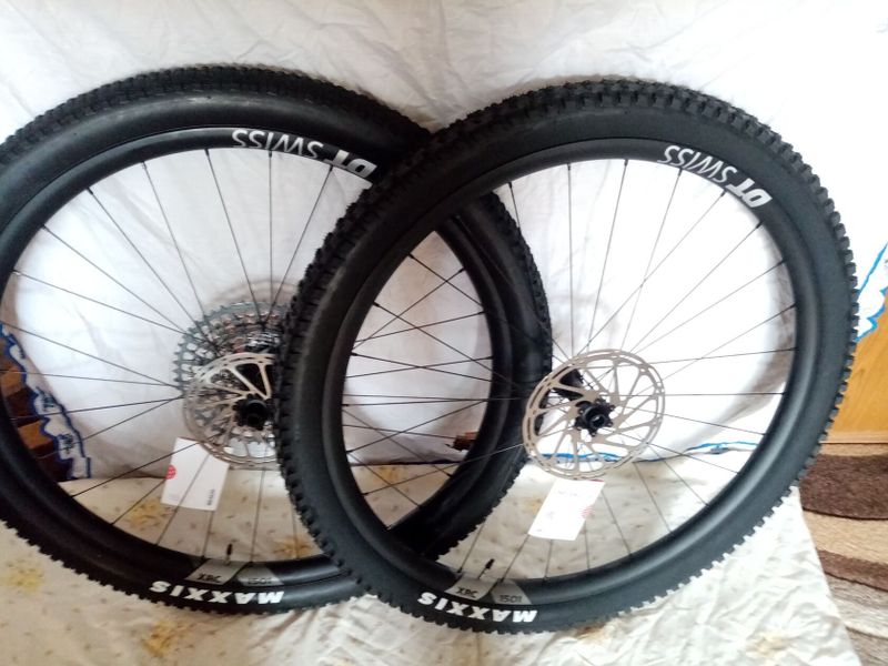 DT Swiss XRC 1501 Spline S12 Hookless - sada 29" kol Osy Boost