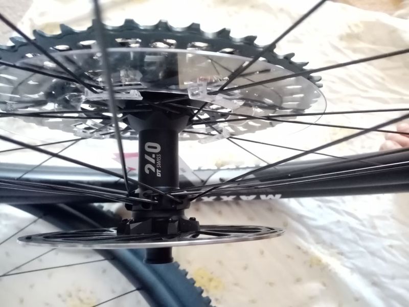 DT Swiss XRC 1501 Spline S12 Hookless - sada 29" kol Osy Boost