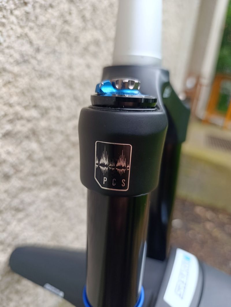 Zánovní Suntour DUROLUX 36 EQ 160mm RC2