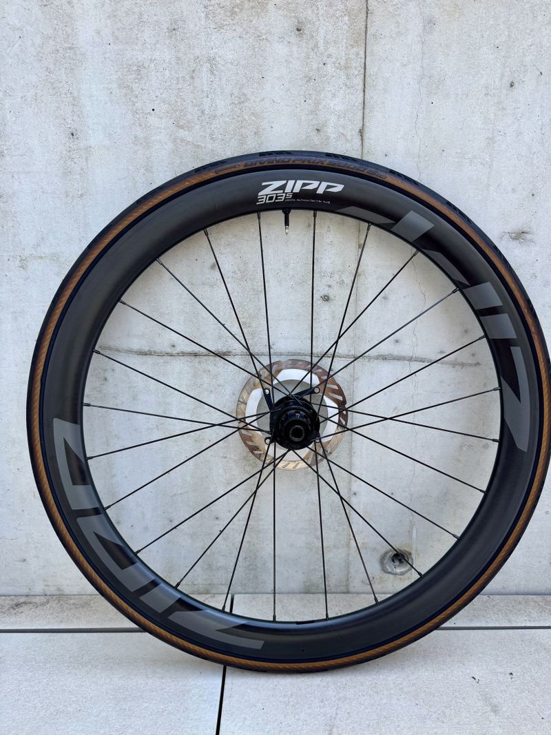 Zapletená kola ZIPP 303 S + Pláště + Kotouče