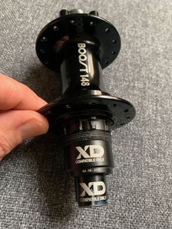 Zadni naboj Bontrager-Duster-Elite-Boost-XD-28-der