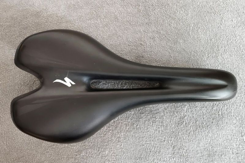 sedlo SPECIALIZED TOUPE Sport