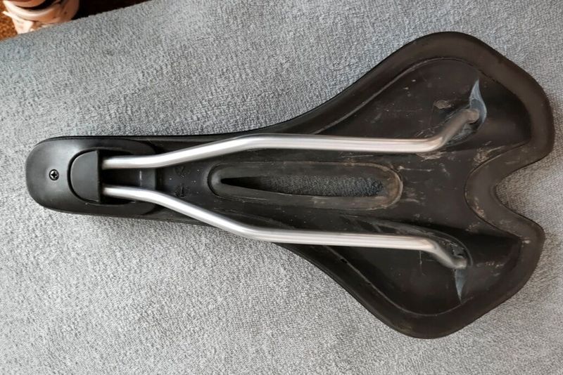 sedlo SPECIALIZED TOUPE Sport
