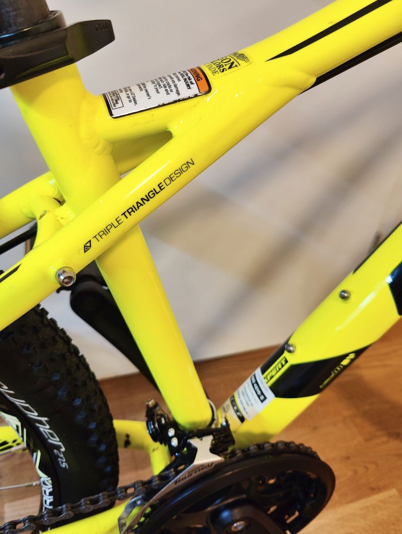 Horské kolo GT Aggressor Expert pro 160-170 cm, kola 27.5"