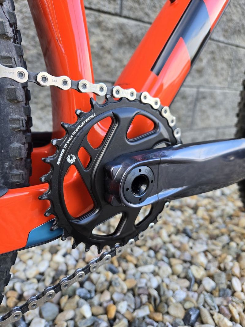 Trek Procaliber 9.7 Roarange/Deep Smoke 29" 2023 velikost M (165-175cm) v záruce