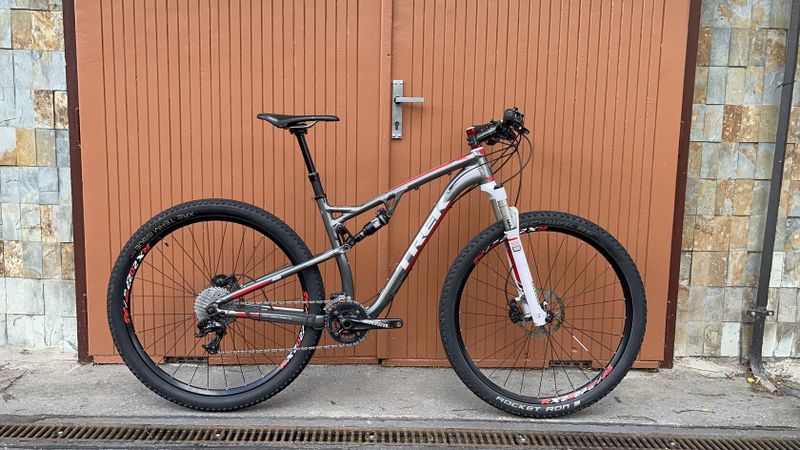 Celoodpružene kolo TREK Superfly FS 7 29” , M