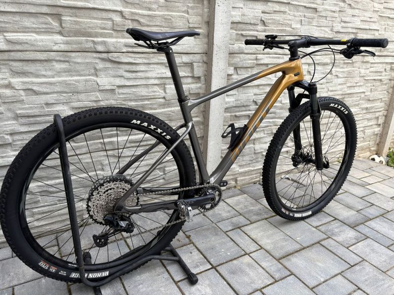 Giant xtc advanced 2 