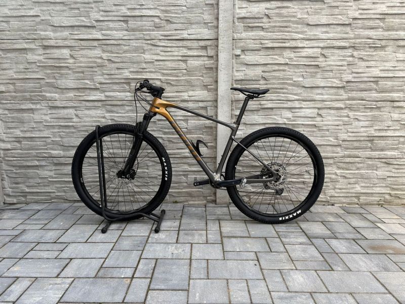 Giant xtc advanced 2 