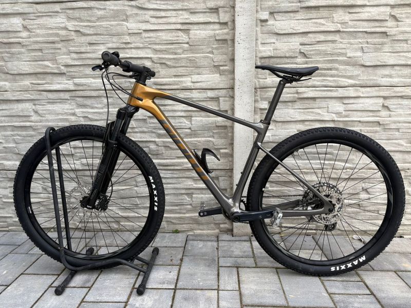 Giant xtc advanced 2 