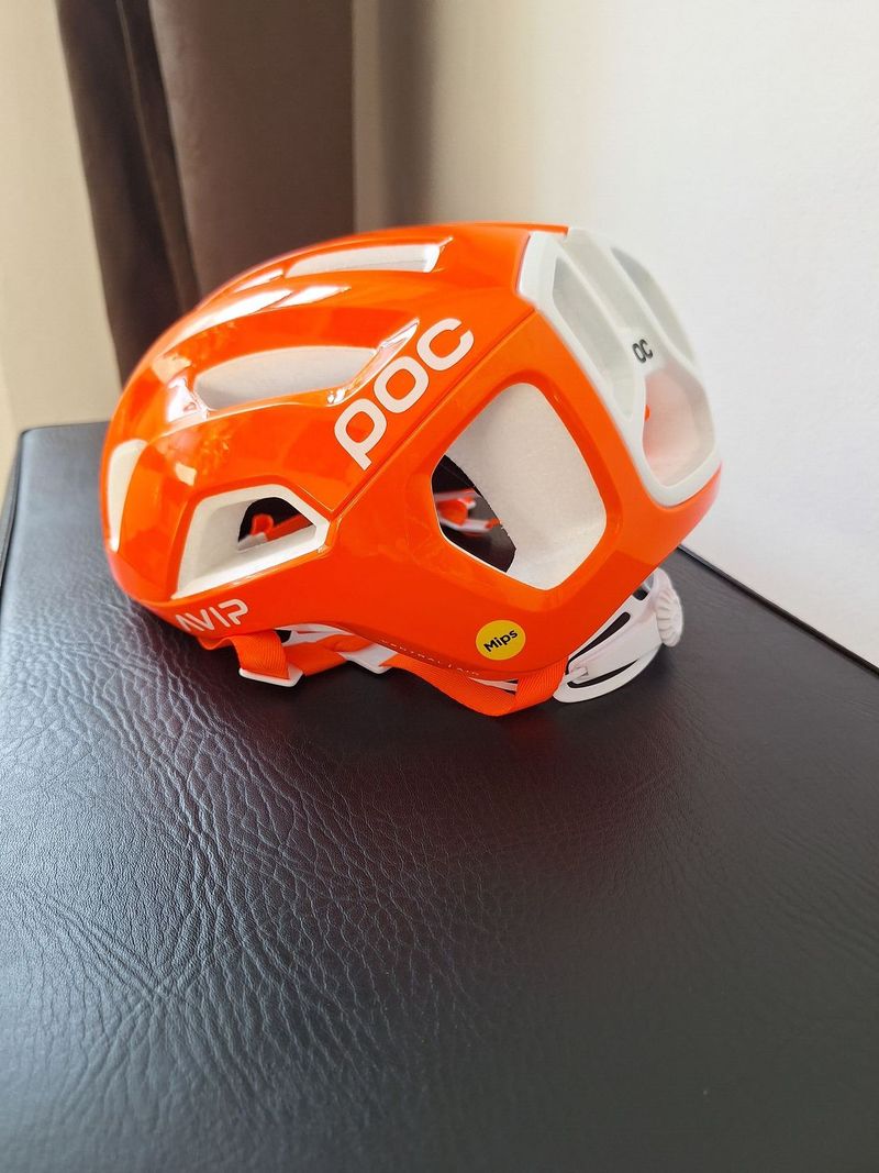 POC Ventral Air MIPS Avip M