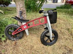 First Bike s příslušenstvím