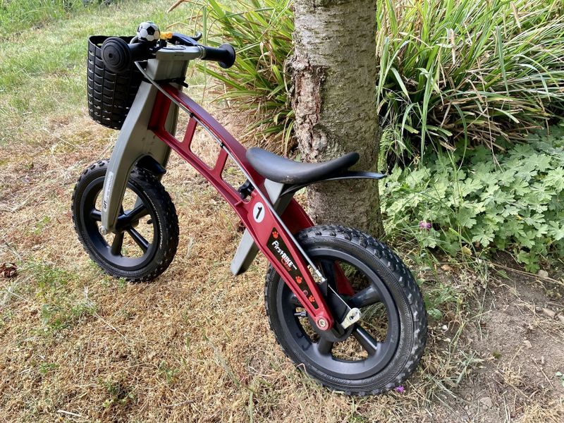 First Bike s příslušenstvím