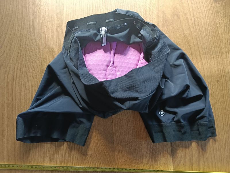 cyklo kraťasy a dres ASSOS, X-BIONIC, GIANT vel.XL XXL nové!