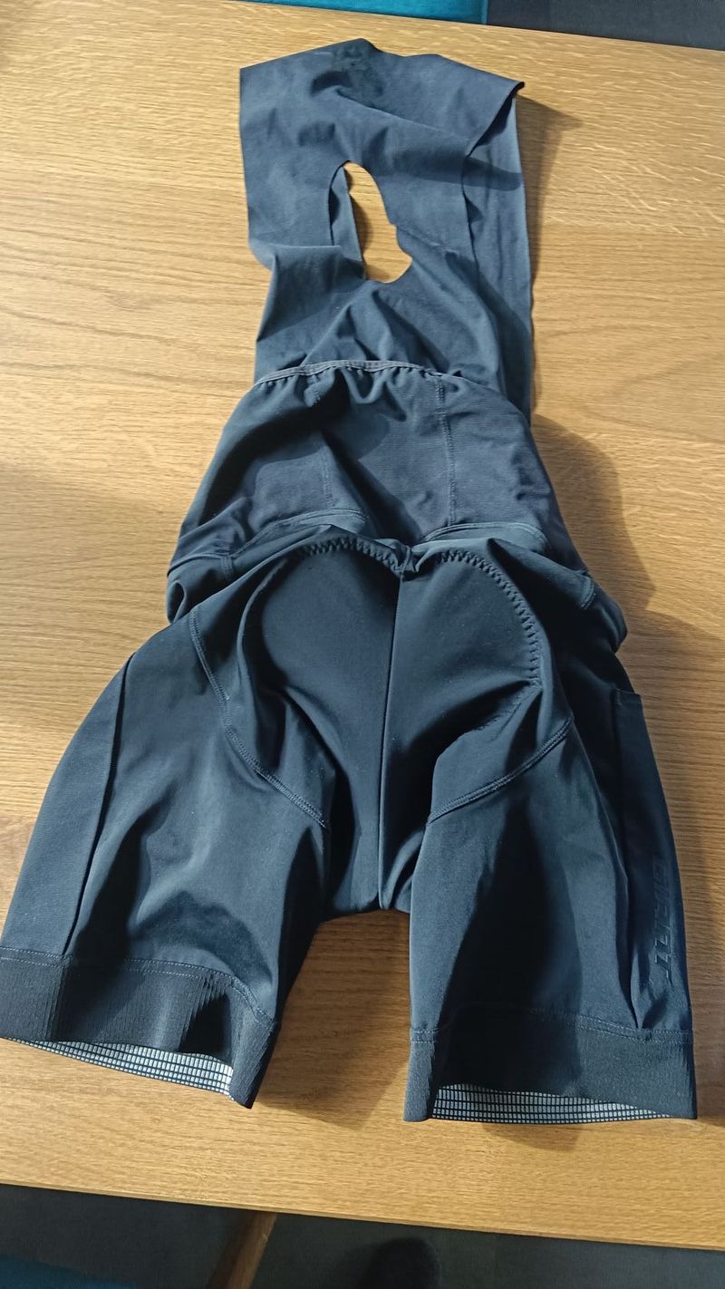 cyklo kraťasy a dres ASSOS, X-BIONIC, GIANT vel.XL XXL nové!