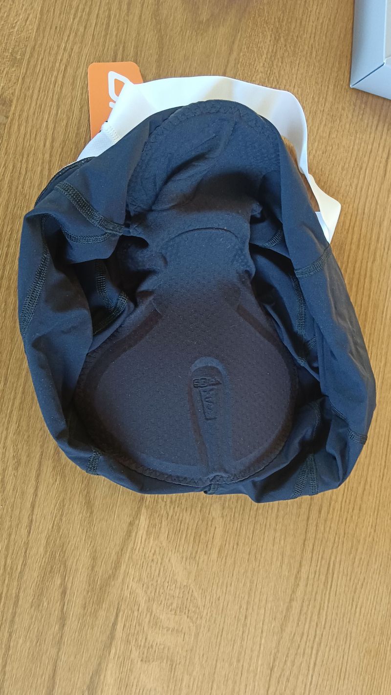 cyklo kraťasy a dres ASSOS, X-BIONIC, GIANT vel.XL XXL nové!