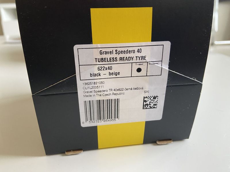 Tufo Gravel Speedero 700x40C TR + tmel GRATIS