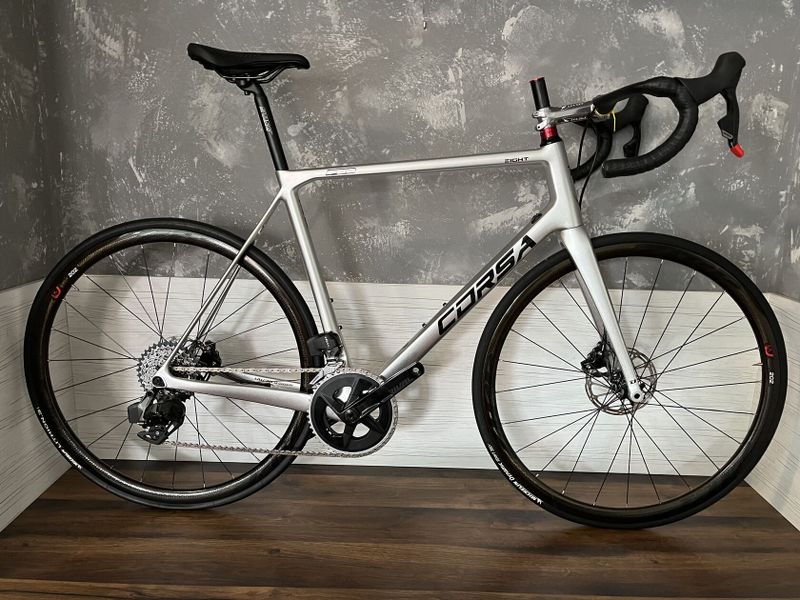 Dema Corsa , Sram AXS Rival 