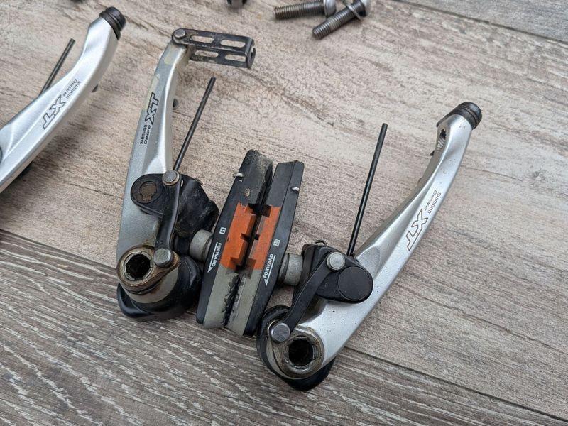 V brzdy Shimano XT Deore BR-M760
