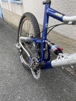 Prodám horské/enduro kolo Author ARAY 2.0
