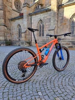 NOVÁ CUSTOM STAVBA Santa Cruz Blur C / Rock Shox SID / Sram GX AXS, XX1 / velikost XL / carbon DTSwi