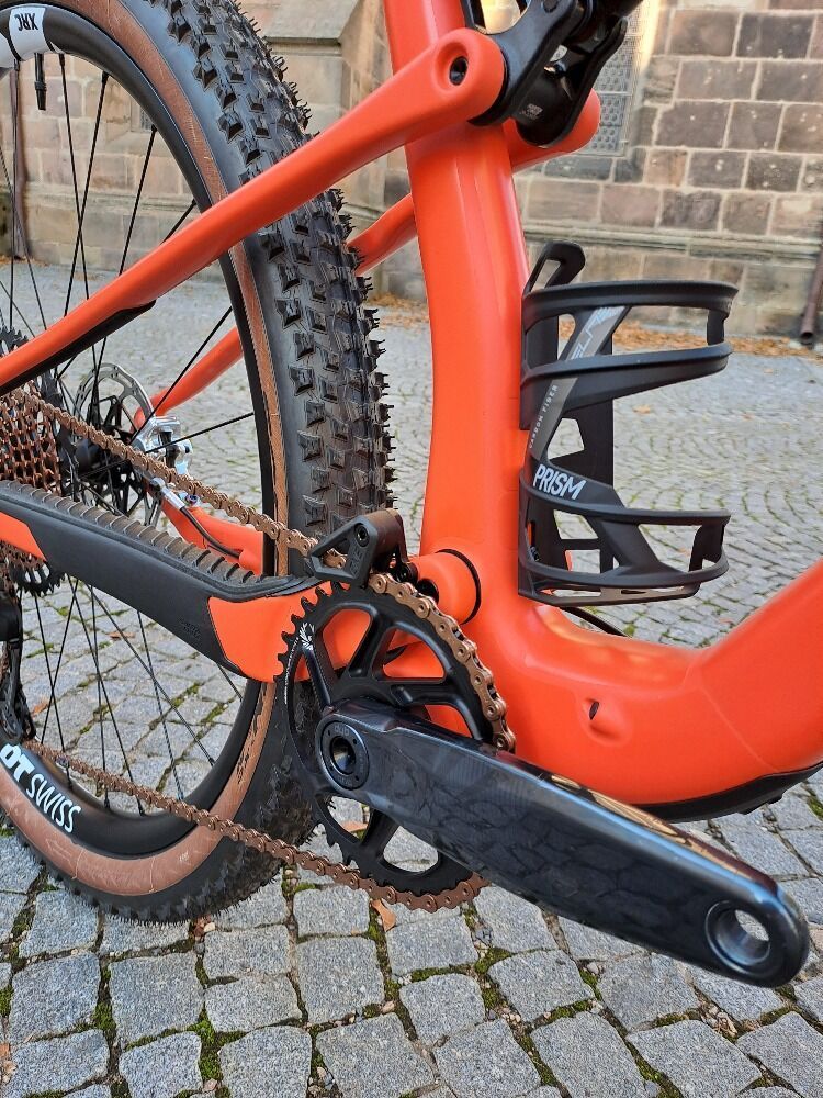 NOVÁ CUSTOM STAVBA Santa Cruz Blur C / Rock Shox SID / Sram GX AXS, XX1 / velikost XL / carbon DTSwi