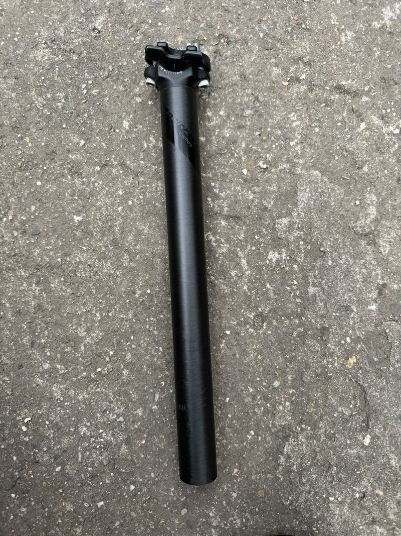 Forza Cirrus Carbon 31,6 x 350 mm karbonová sedlovka
