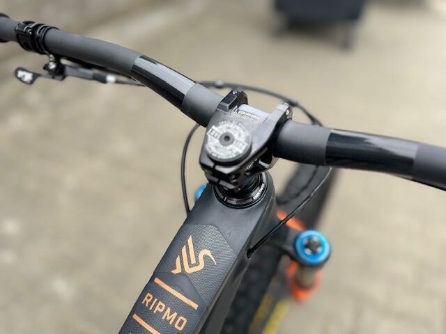 IBIS RIPMO V2S CARBON v kitu Deore