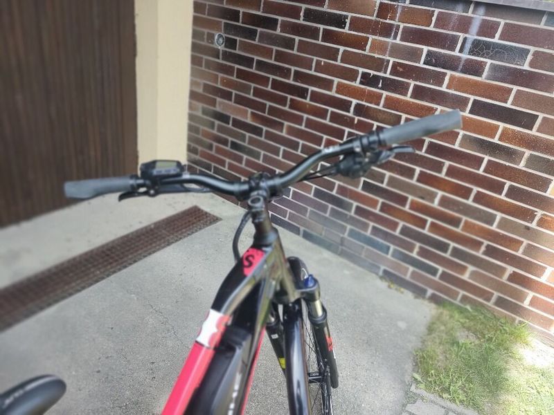 Prodám dámské elektrokolo Haibike SDURO Trekking 2.0