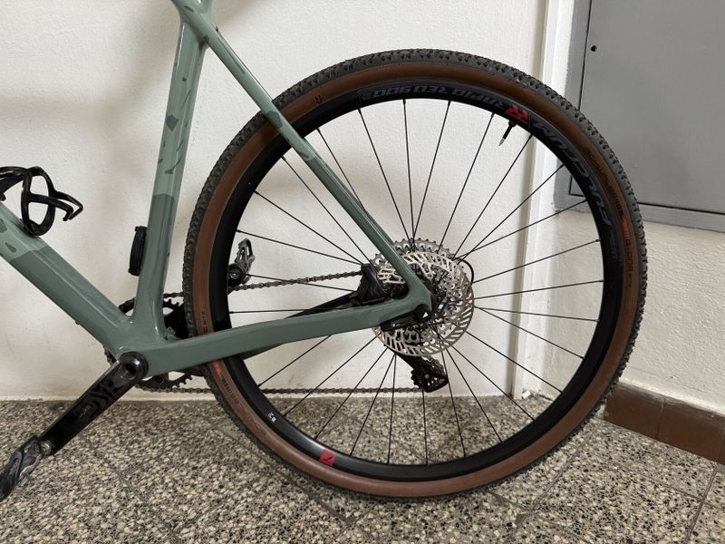 XL Canyon Grizl CF SL 8 1by Ekar 
