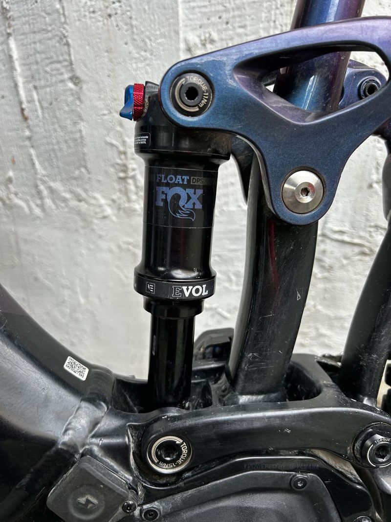 Prodám celoodpružené elektrokolo Giant Trance E+2 Pro