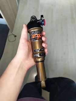 FOX SERIES FLOAT DPS TLUMIČ