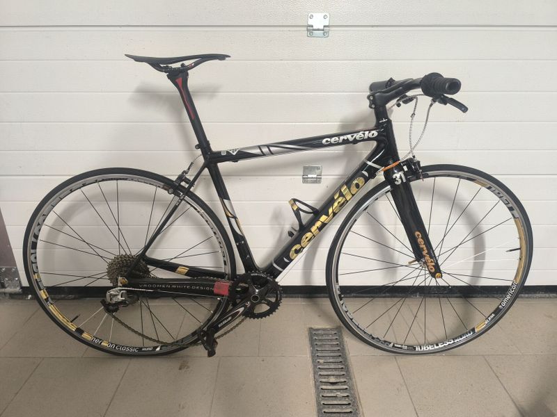 Cérvelo s rovnými řídítky 5,6kg